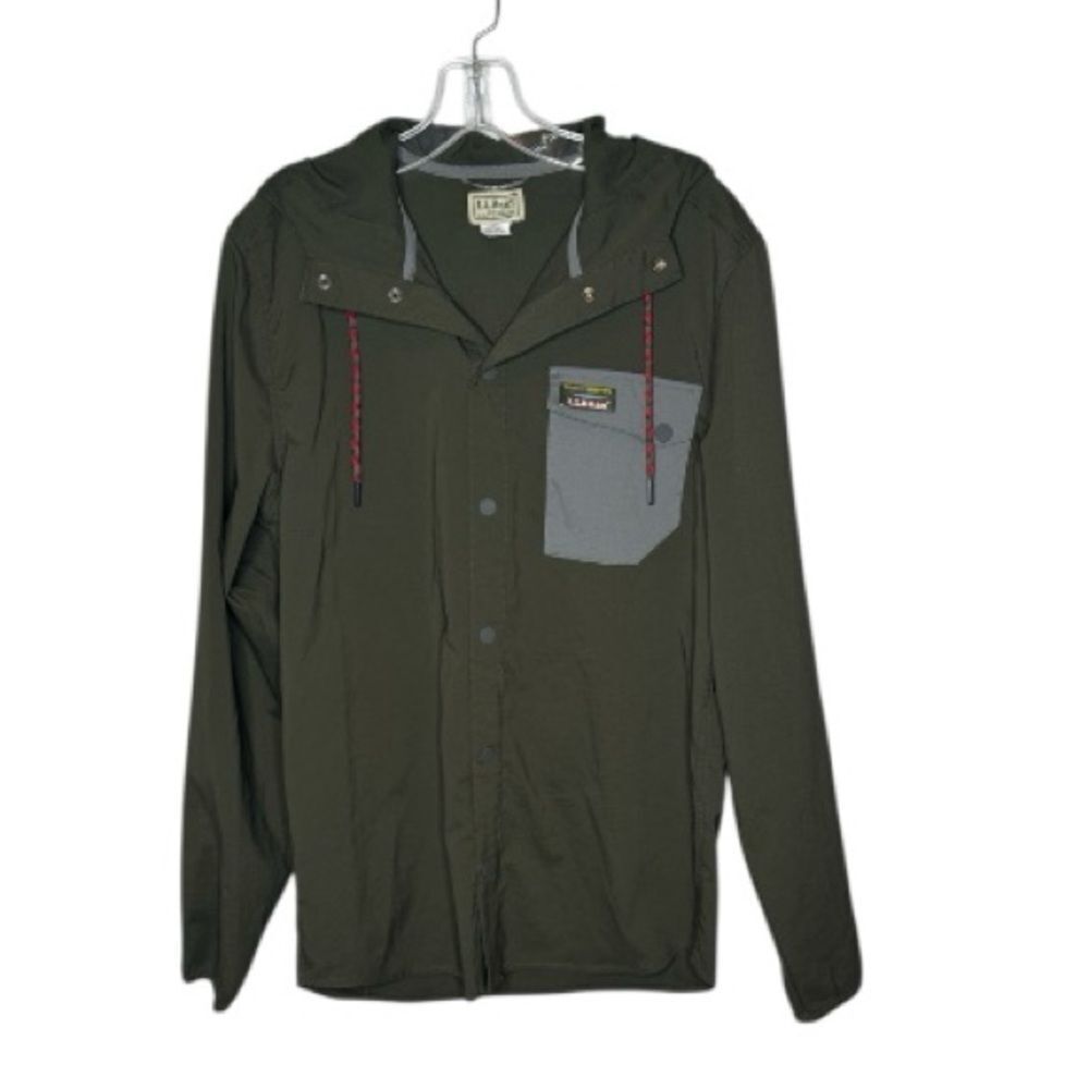 L.L. Bean Men's Dark Green Windbreaker Jacket with Gray Accent Jacket. Sz Small.